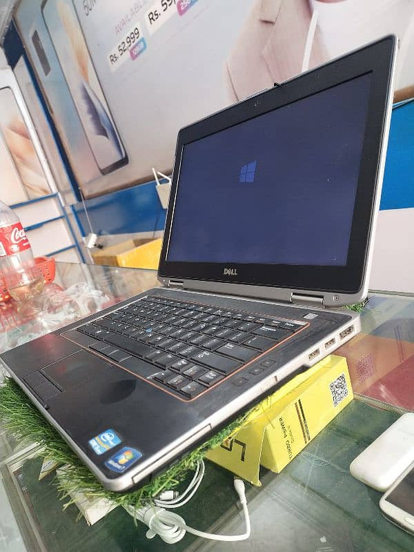 Dell Latitude 2