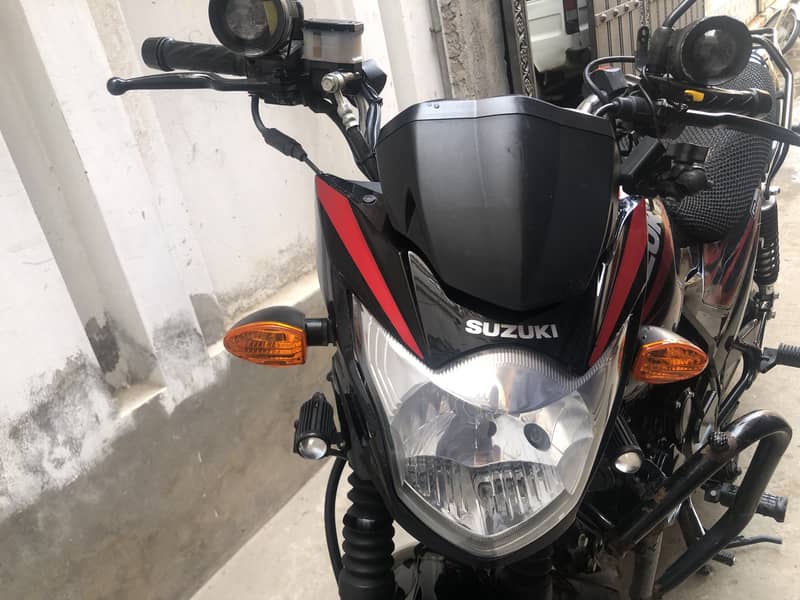 Suzuki GR150  model 2022 (10/10 Condition) 11