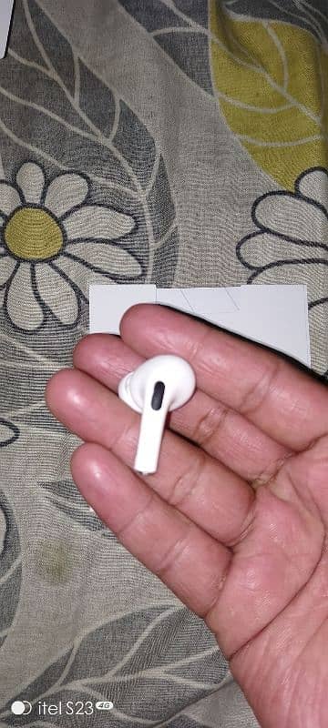 Apple EarPods Pro 2nd Gen - 3000 8