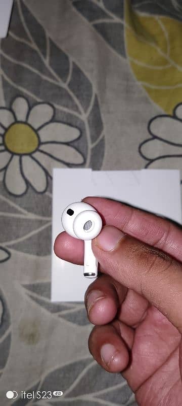 Apple EarPods Pro 2nd Gen - 3000 9