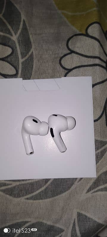 Apple EarPods Pro 2nd Gen - 3000 10