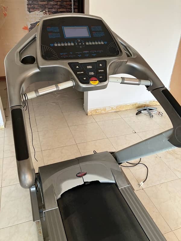 Advance Treadmill 1