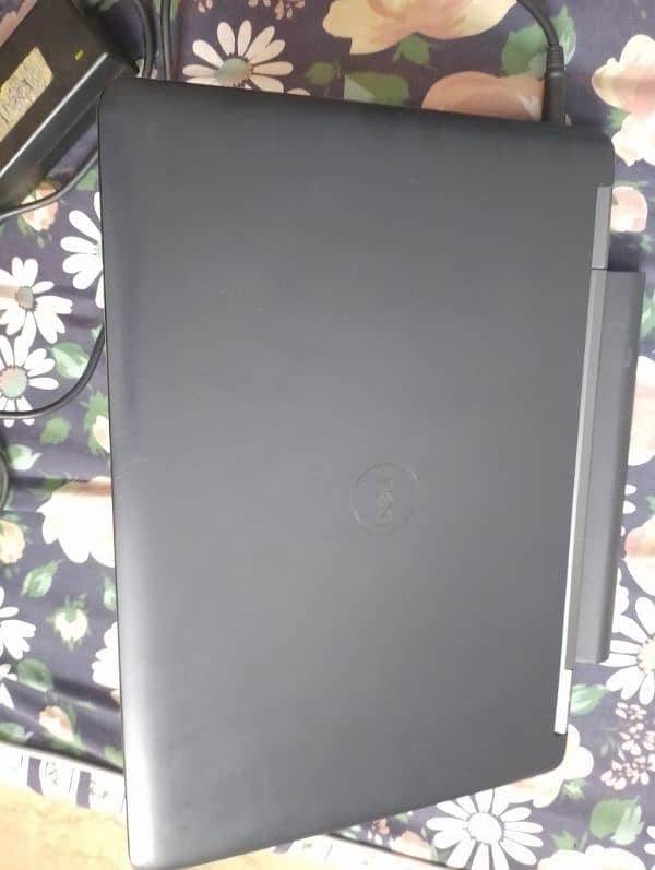 Dell latitude 5440 8gb ram 256 ssd 4