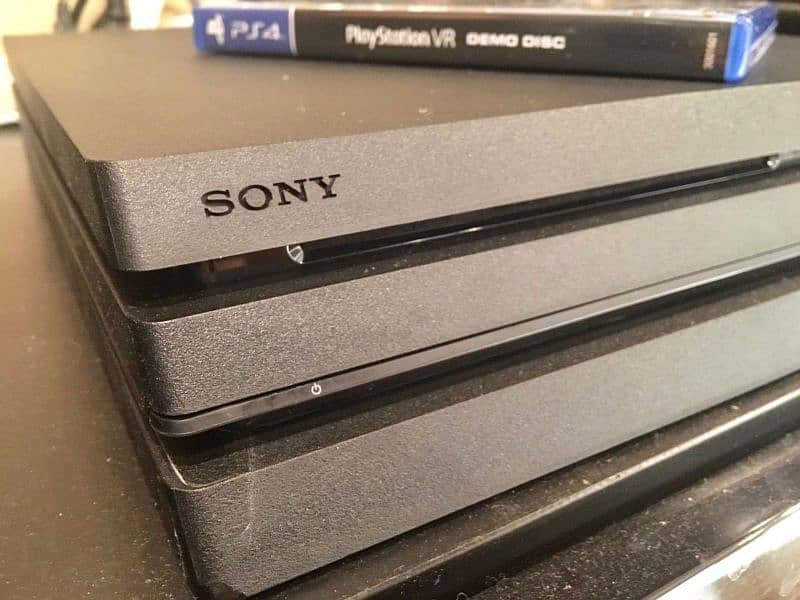 PS4 pro 500GB in good condition 2021 variant 2