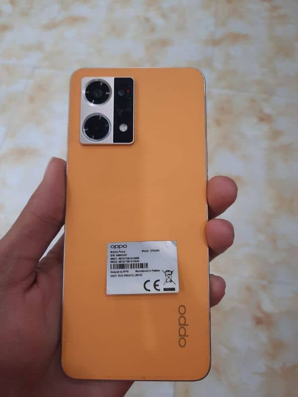 oppof21por all okay with box charger 1