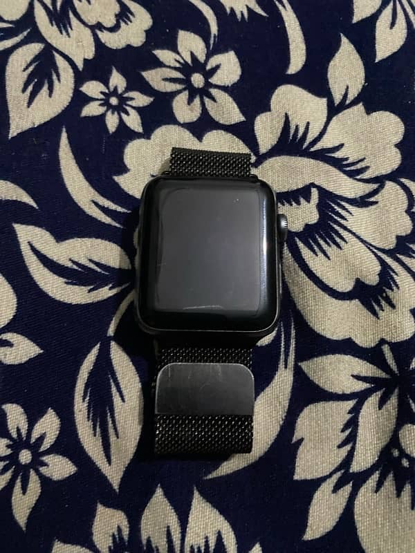 Apple Watch series 3 42mm 4