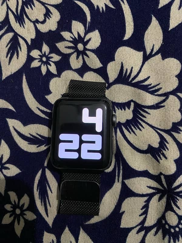 Apple Watch series 3 42mm 5