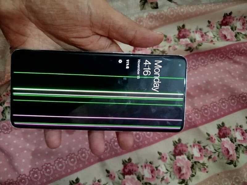 one plus 9 pro green lines and back broken 1