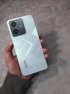 vivo Y22 4+4/128 with box and charger