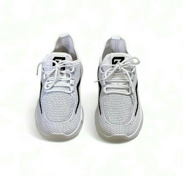 Mens sport sneaker 2