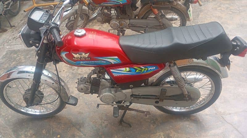 2012 model h eagle bike h jis KO chahya rabta kra 5