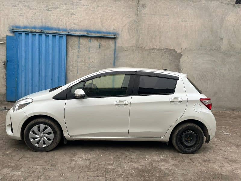 Toyota Vitz 2022 10