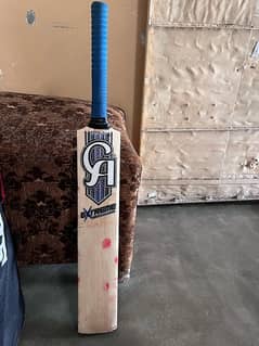 15 days used 100%new condition 2bats+pad+1sidathi+helmet+safeguard