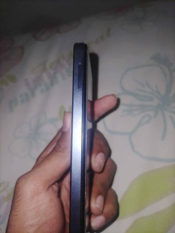 Infinix Smart 8 plus 4/64 2