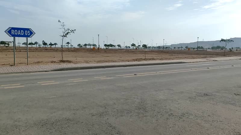 125sq yd Plots at Precinct-31 Near Gallery and Park for SALE. Best for Investment and Living Purpose 11