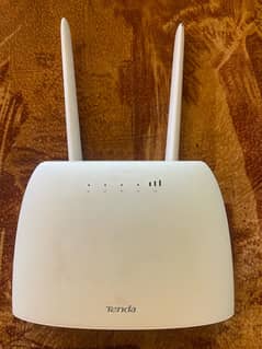 Tenda 4G06  router