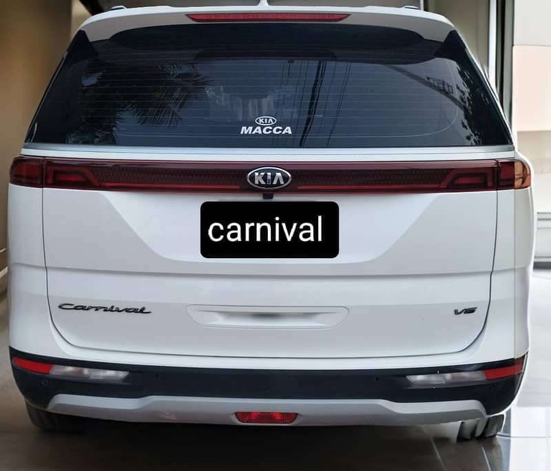 KIA GRAND CARNIVAL 2022 GLS 3