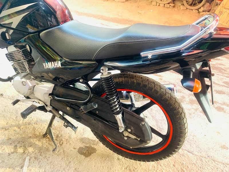 yamaha ybr 125G 9500 km chala geiune 10:10 condition Rawalpindi number 4