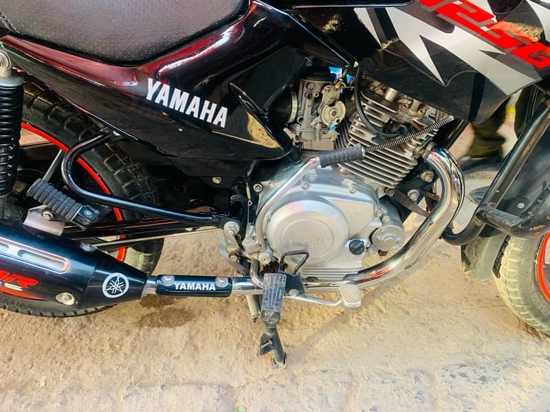 yamaha ybr 125G 9500 km chala geiune 10:10 condition Rawalpindi number 11