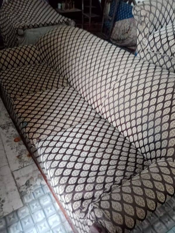 sofa for sale 0