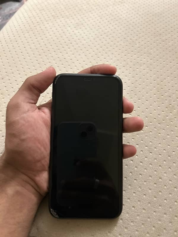 Iphone 11 (128gb PTA APPROVED physical +esim) 8