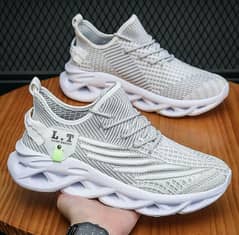 Mens breathable shoes white