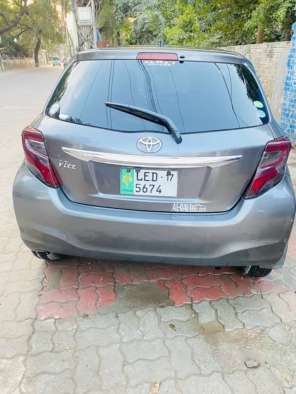 Toyota Vitz 2014 1