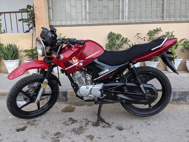 Yamaha YBR 125 G 2021 model 4