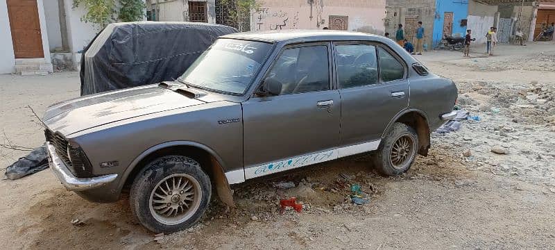 Toyota Corolla XE 1974 3