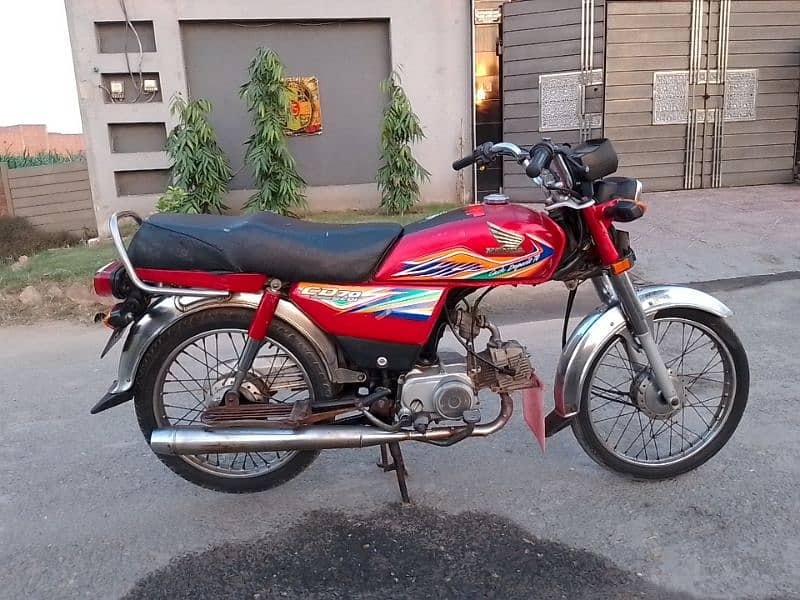 Honda CD 70 model 2019/20 03161737719 7