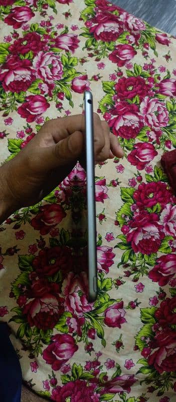 iPad 9 generation 64GB 4