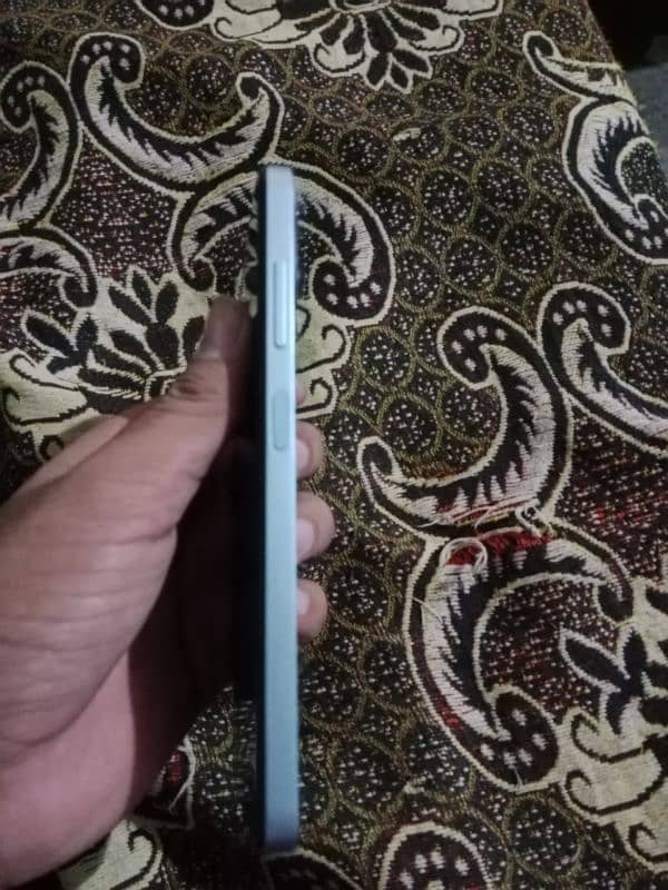 Sparx Neo 5 Plus 4