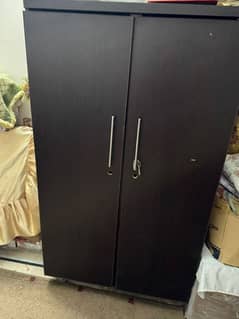 wood takhposh n wardrobe