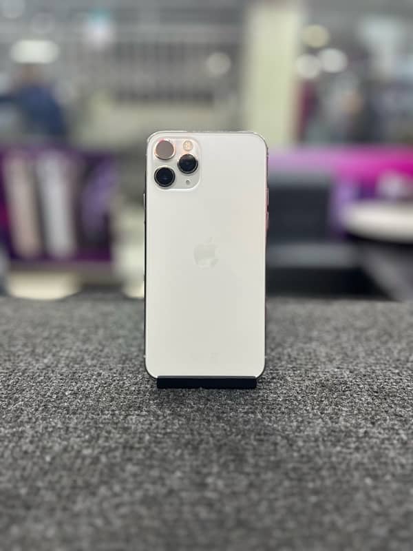 iPhone 11 Pro 256gb NON PTA 1