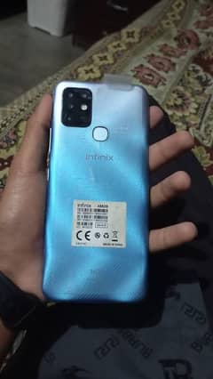 infinix hot 10 with box and charger 4gb ram64memory(exchange possible)