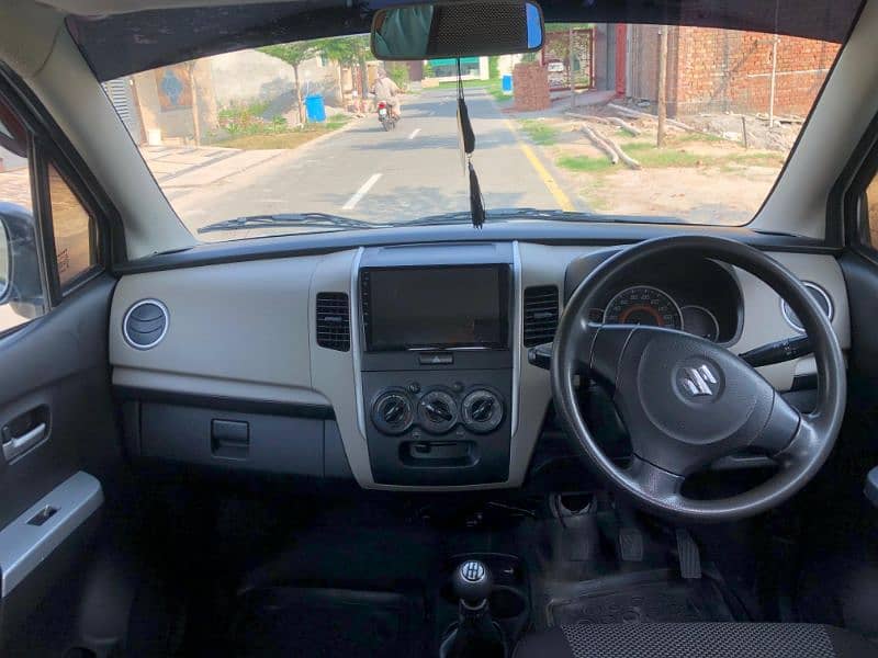 Suzuki Wagon R 2019 4