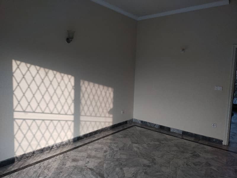 10 Marla beautiful Upper Portion Available For Rent in DHA Phase 4 Lahore Cantt 7