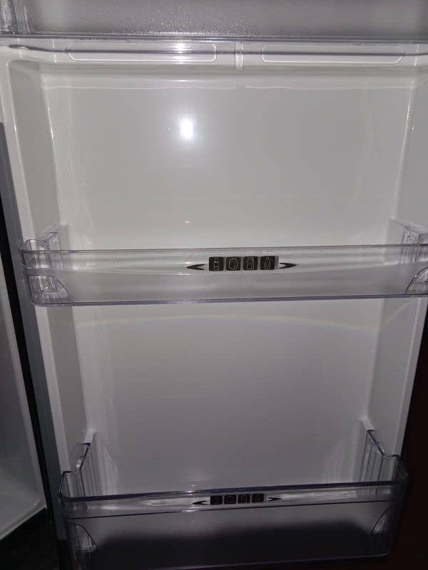 Dowlance Fridge 3