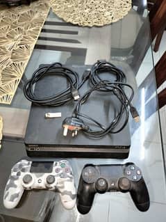 ps4 slim jailbreak 9version + six new games  demand 72500 negotiable