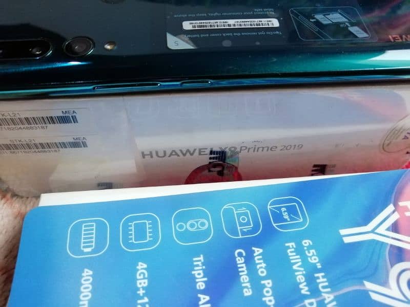 Huawei y9 prime Pop up camera. 6