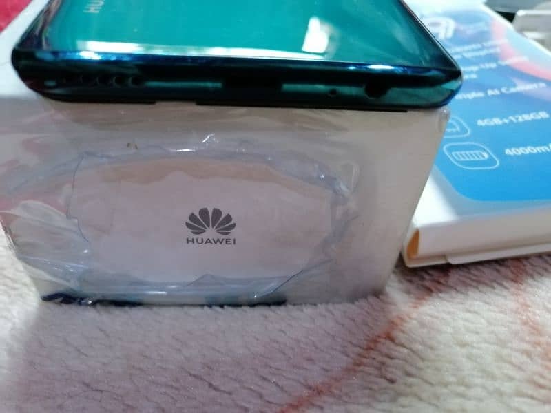 Huawei y9 prime Pop up camera. 8