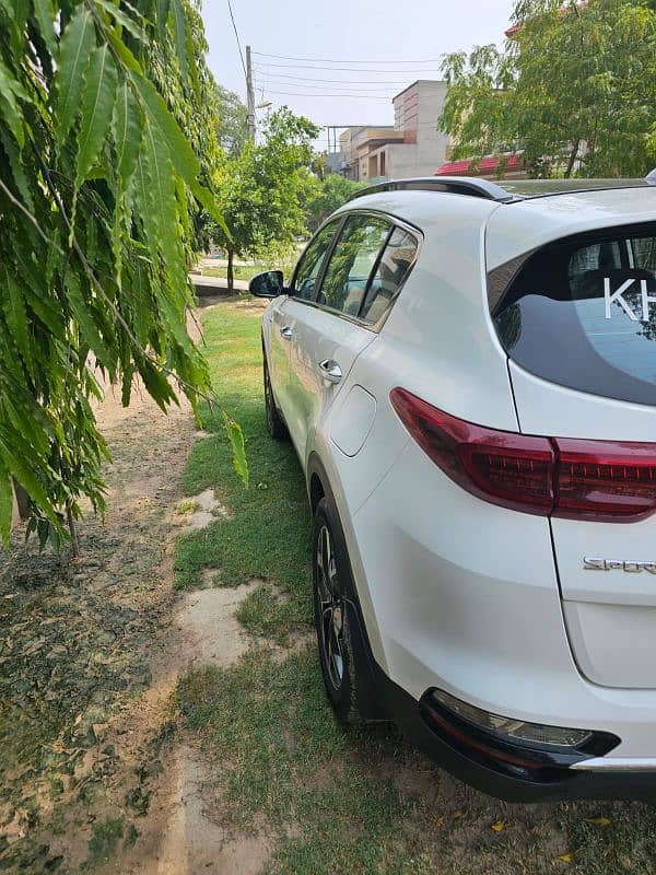 1 kia sportage Bumper to Bumper available for sale college Road Lahore 6