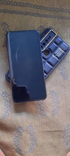 Tecno camon 15 pro [6/128]