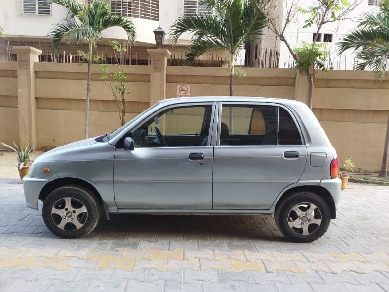 Daihatsu Cuore 2012 Own engine mint condition 2