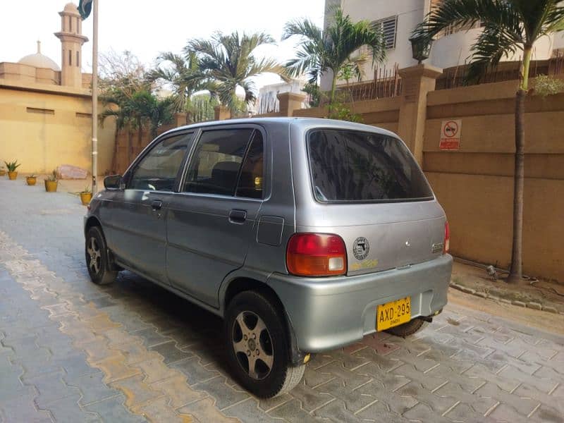 Daihatsu Cuore 2012 Own engine mint condition 3