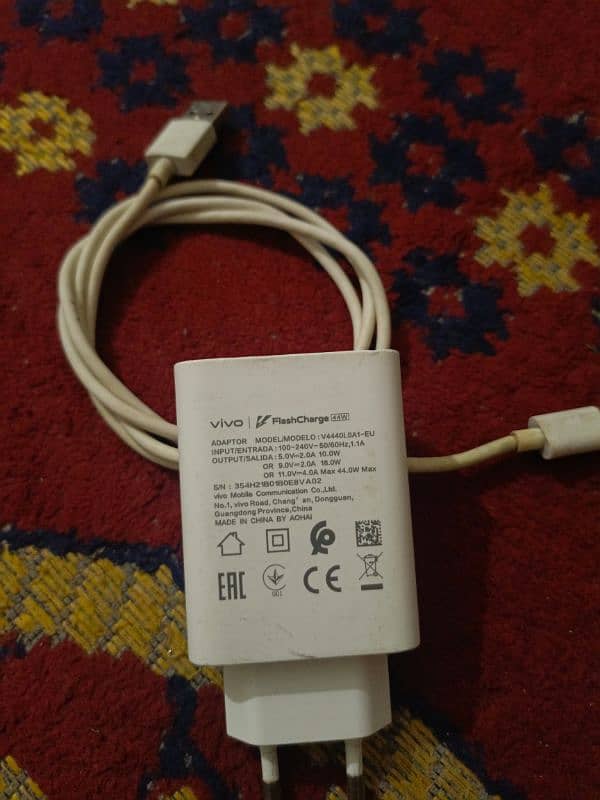 Vivo  ka orgnial 44W charger 0