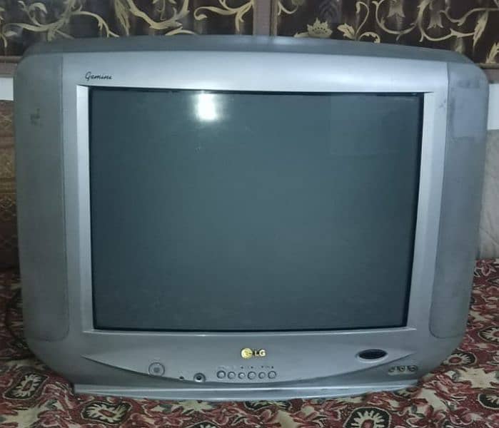 LG tv 21 inch screen 1