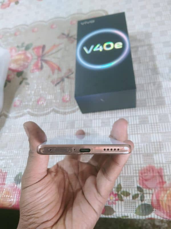 vivo V40e 8+8/256 4