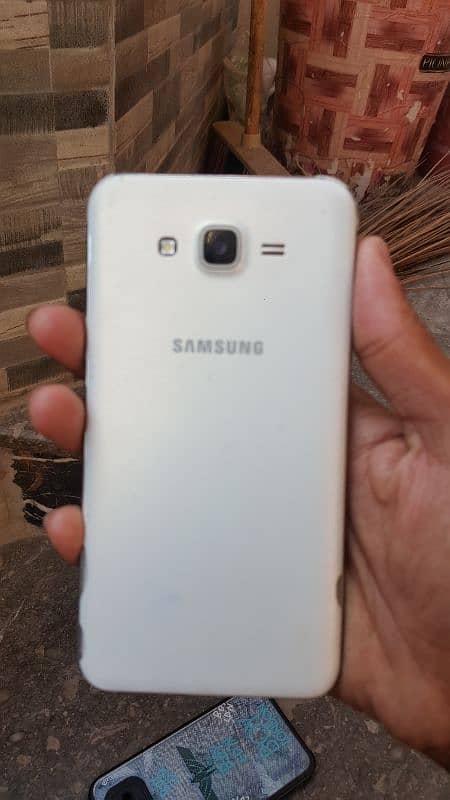 Samsung j7 1