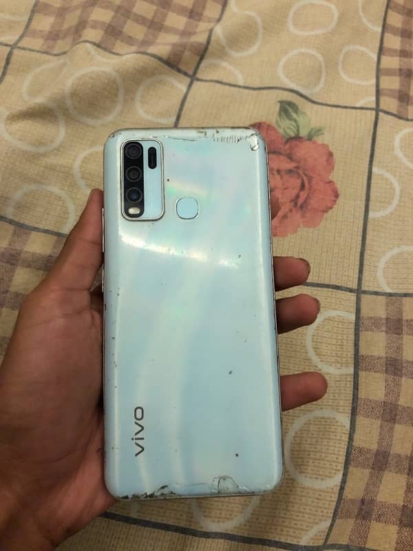 VIVO Y 30 / 4/128 1